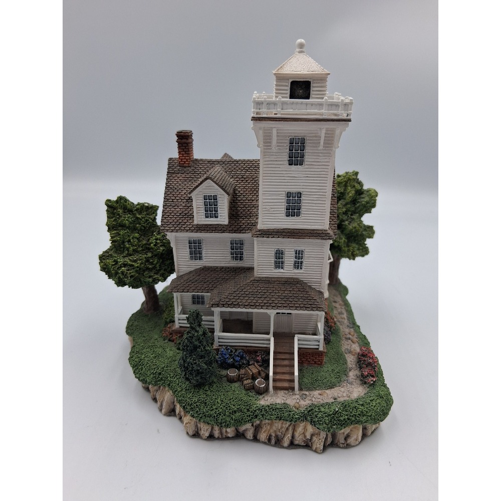 Harbour Lights New Castle Rear Range Delaware HL 557 Lighthouse Replica Boxed